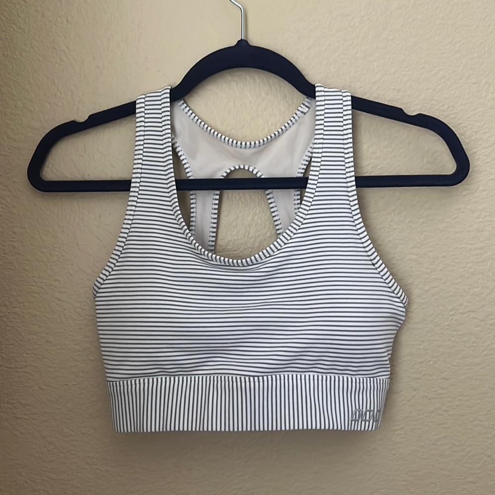 Lorna Jane Sports Bra - High Support - Size M